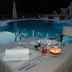 Annette Hotel