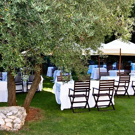 Hotel Annette 4*